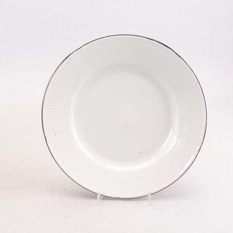 Louise Adelborg, servis 72 dlr "Capitol" Rörstrand porslin.