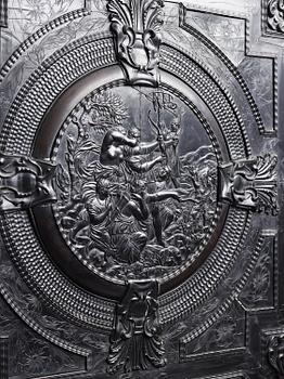 Det Bondeska Skåpet, sannolikt Paris, 1600- samt 1800-tal, Louis XIV och Louis XIV-stil.