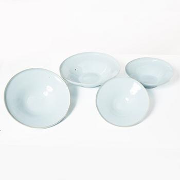 Kennet Williamsson, two lidded bowls, signed.