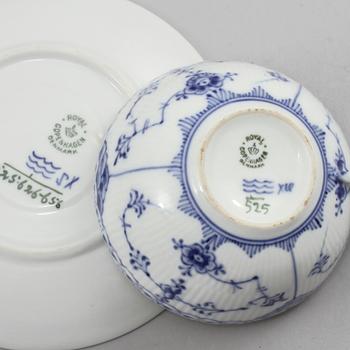 TESERVIS, 31 delar, porslin, "Musselmalet", Royal Copenhagen, 1900-talets andra hälft.