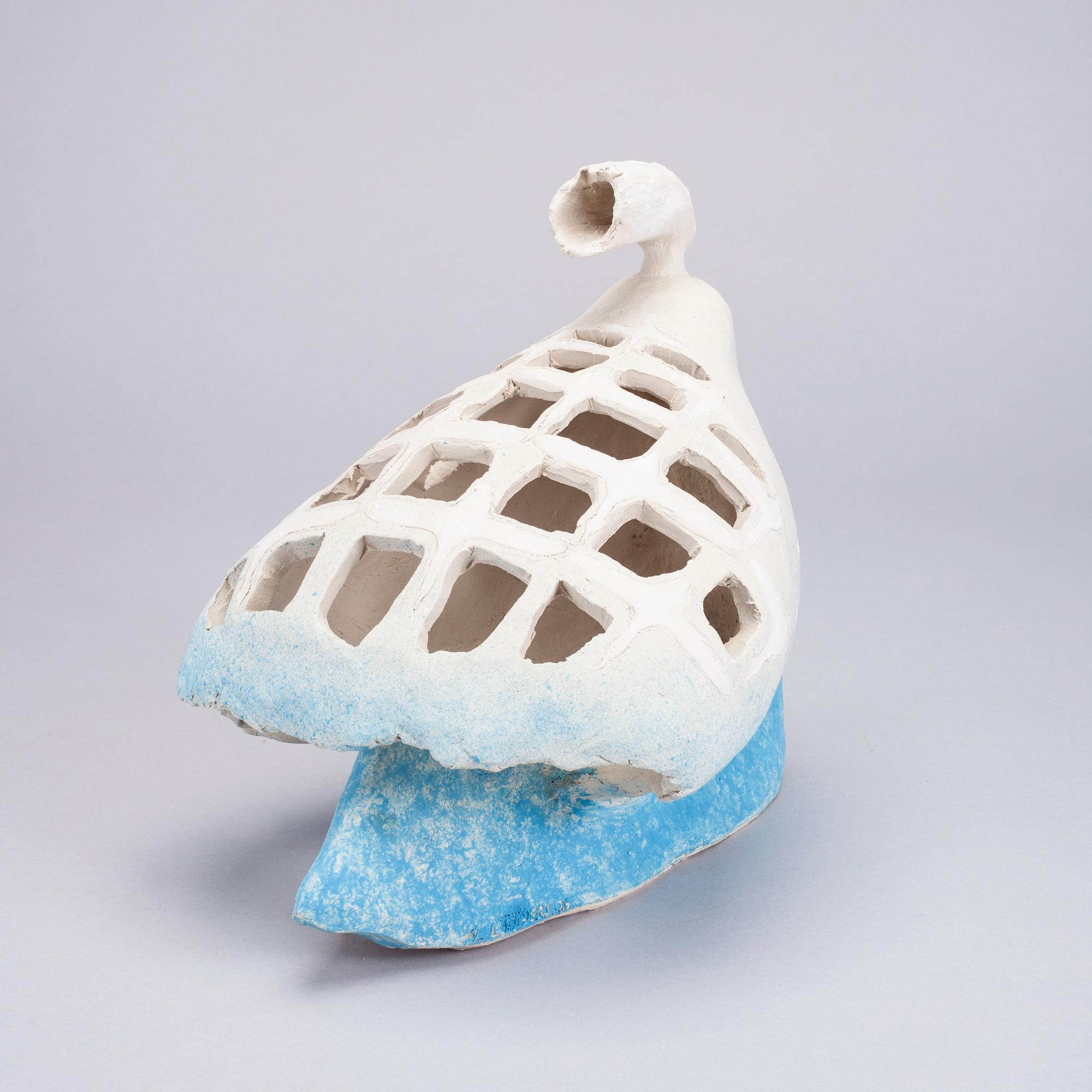 AIJA-LEENA LÄÄPERI, skulptur, keramik, signerad och daterad 2006.