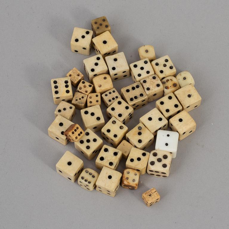 41 miniature dice, 19th/20th century.