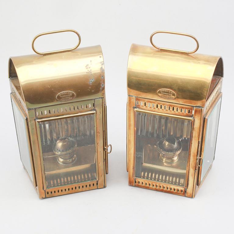 LYKTOR, 2 st, mässing, Davey & Co, London, 1900-tal.