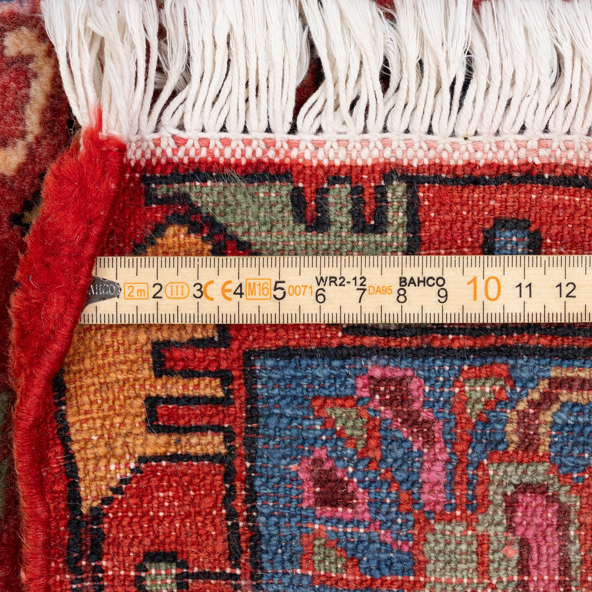 Matta, nordvästpersisk, ca 230 x 150 cm,