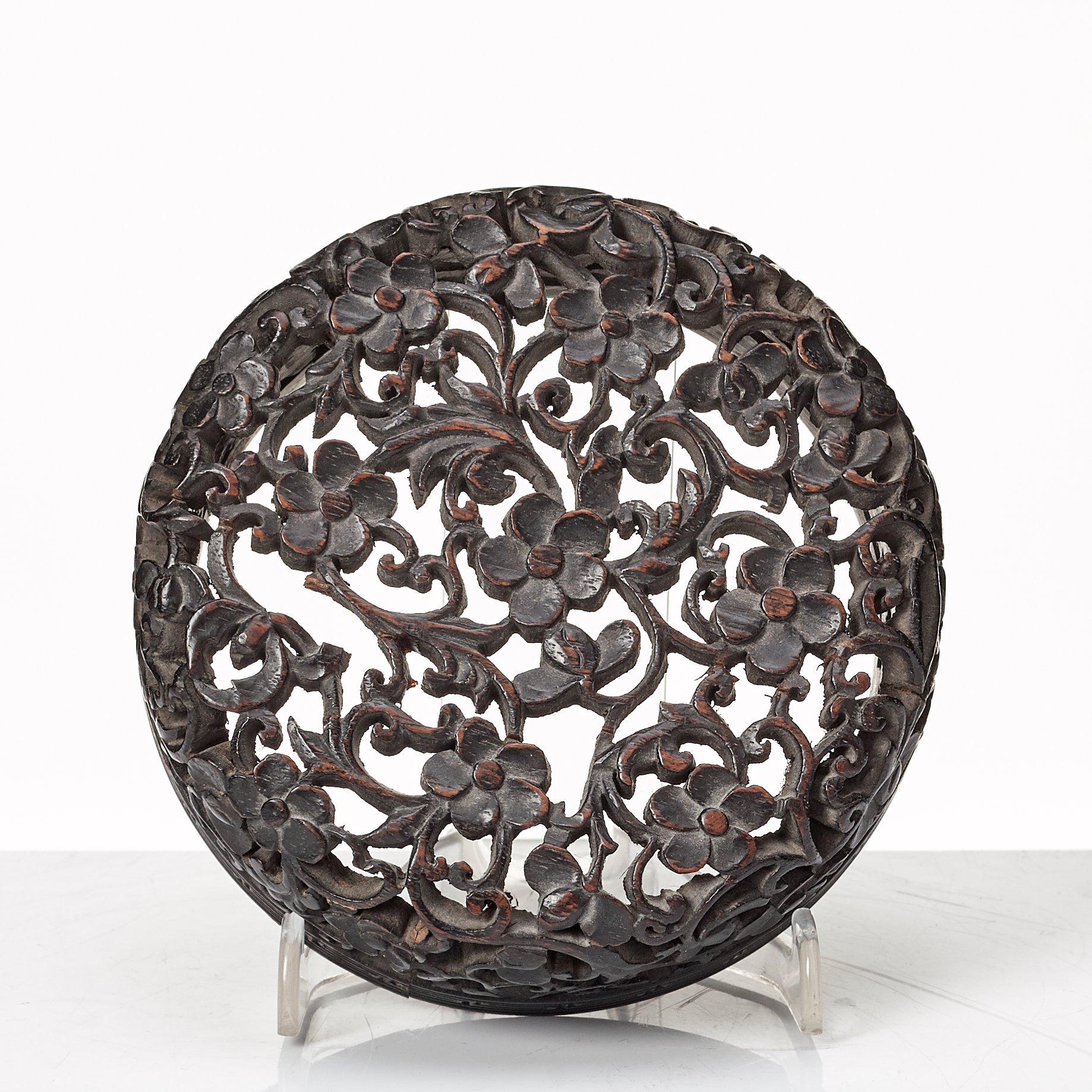 Urna, porslin. Transition, 1600-tal.