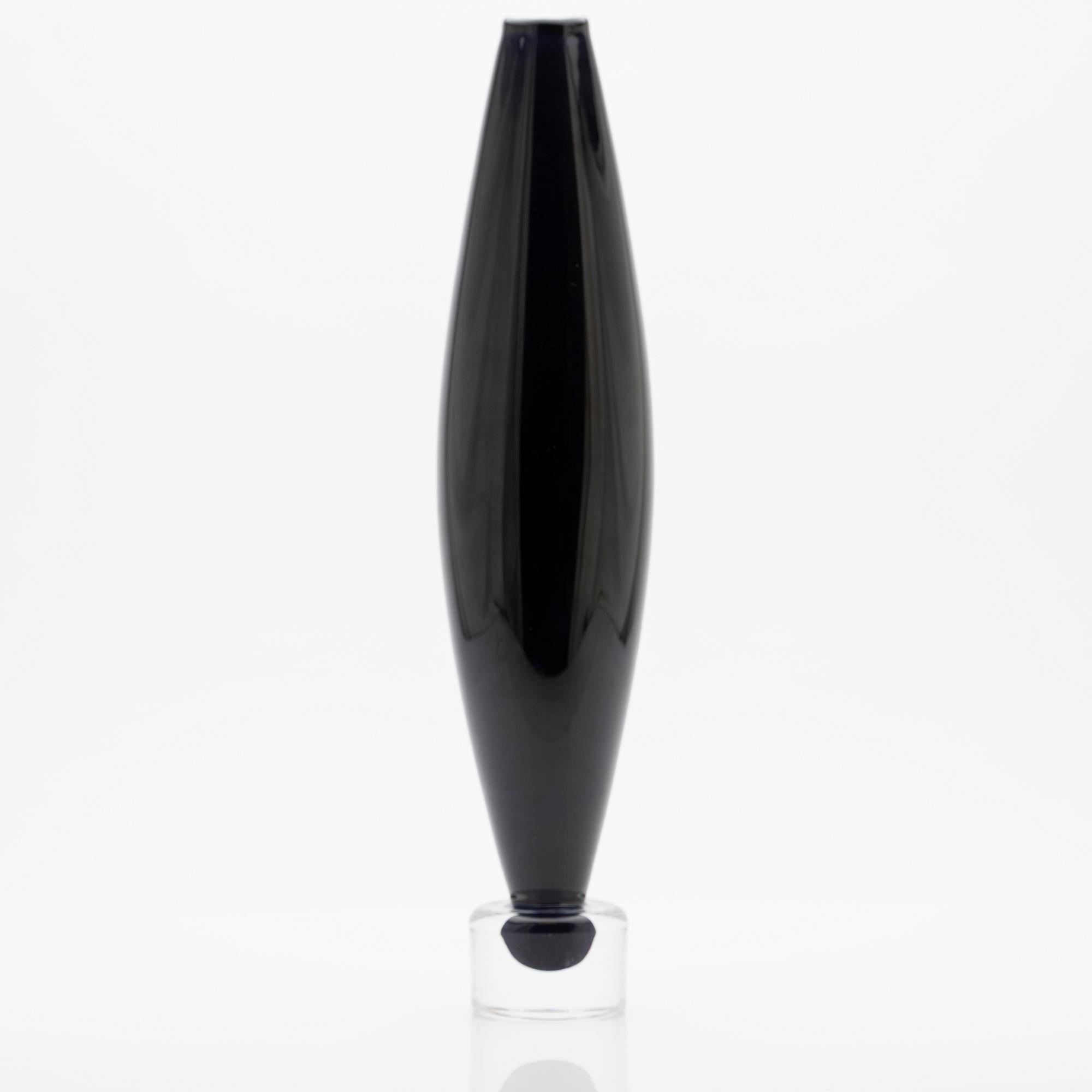 Matz Borgström, Vase, glass, for Orrefors, second half of the 20th century.