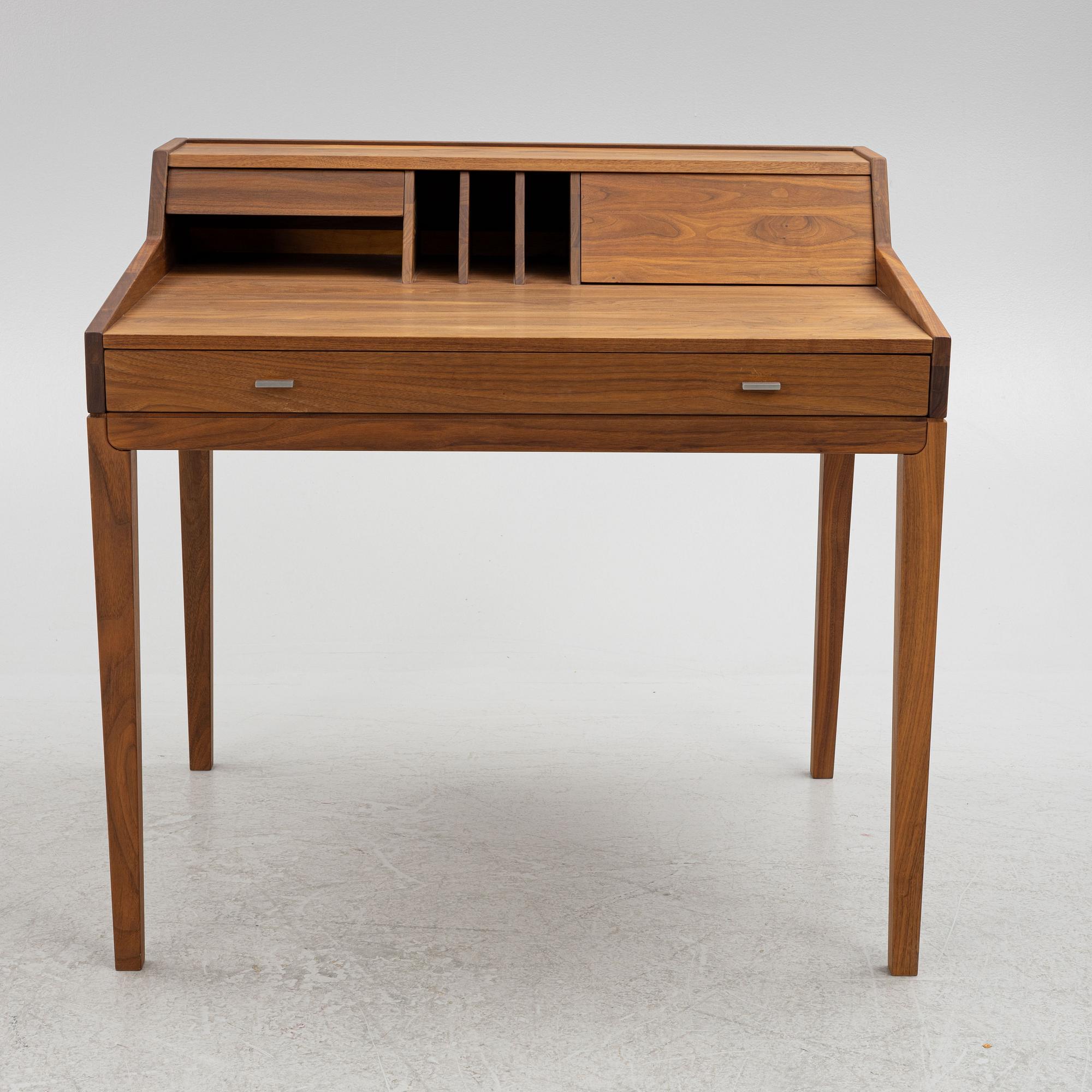 Søren Nissen & Ebbe Gehl, desk, "AK1320", Aksel Kjersgaard, Naver Collection, Denmark.