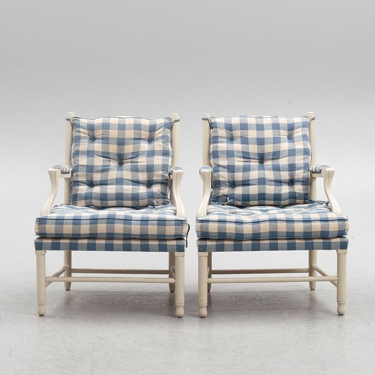 Karmstolar ett par, gustaviansk stil, s.k. Gripsholmsfåtöljer, ett par.