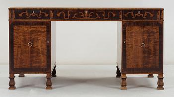 SKRIVBORD, Svenska Möbelfabrikerna, Bodafors, 1920/1930-tal.