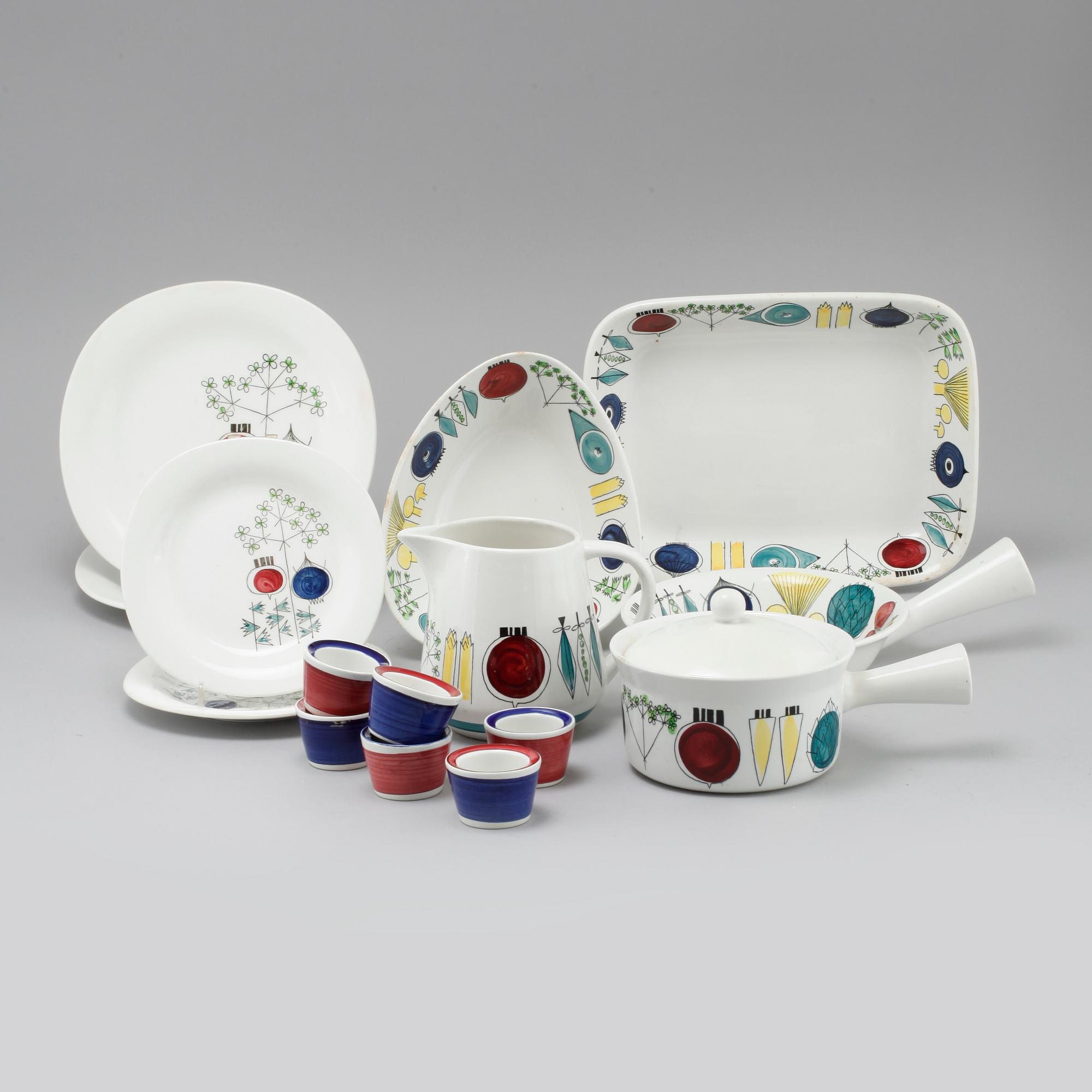 MARIANNE WESTMAN, 15 servisdelar, "Picknick",  Rörstrand, i produktion 1956-1969.