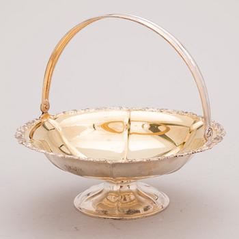 BRÖDKORG, silver, Helsingfors 1943.