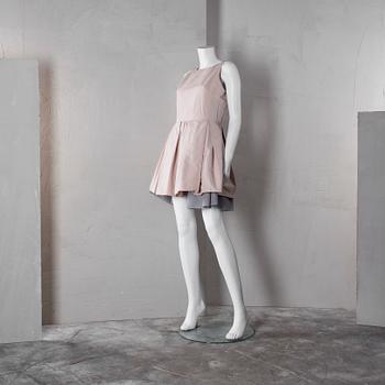 KLÄNNING Christian Dior, fransk storlek 38.