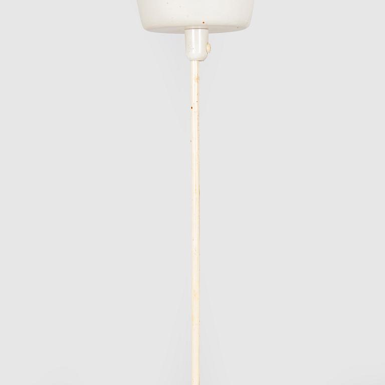 Alvar Aalto, a pendant lamp A332, 'Beehive' for Valaistustyö.