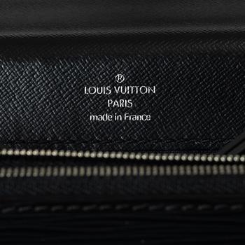 Louis Vuitton, Portfolio, "Neo Robusto", 2007.