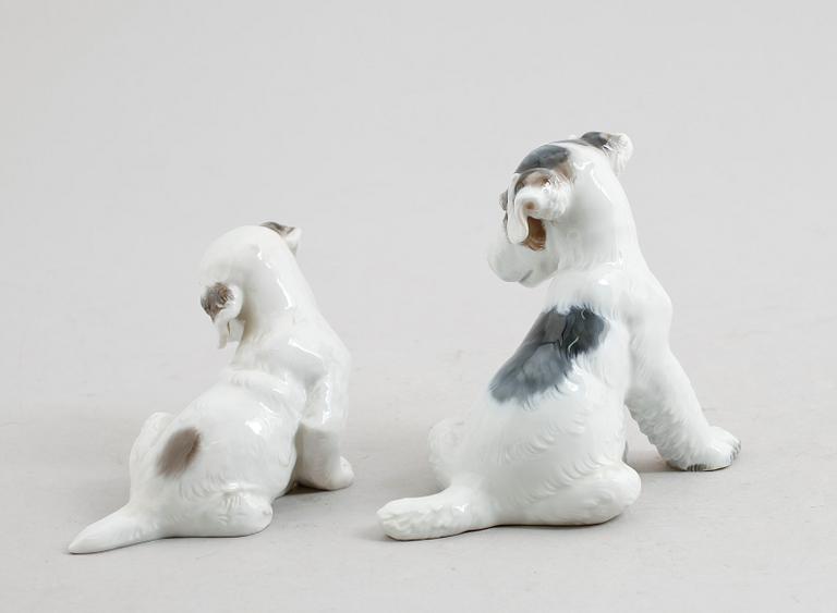 FIGURER, 2 st, porslin, Th Kärner, Rosenthal, 1900-talets senare hälft.