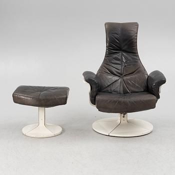 Fåtölj samt fotpall, 1980-tal.