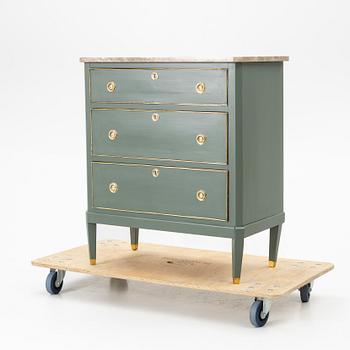 Byrå, gustaviansk stil, 1900-tal.