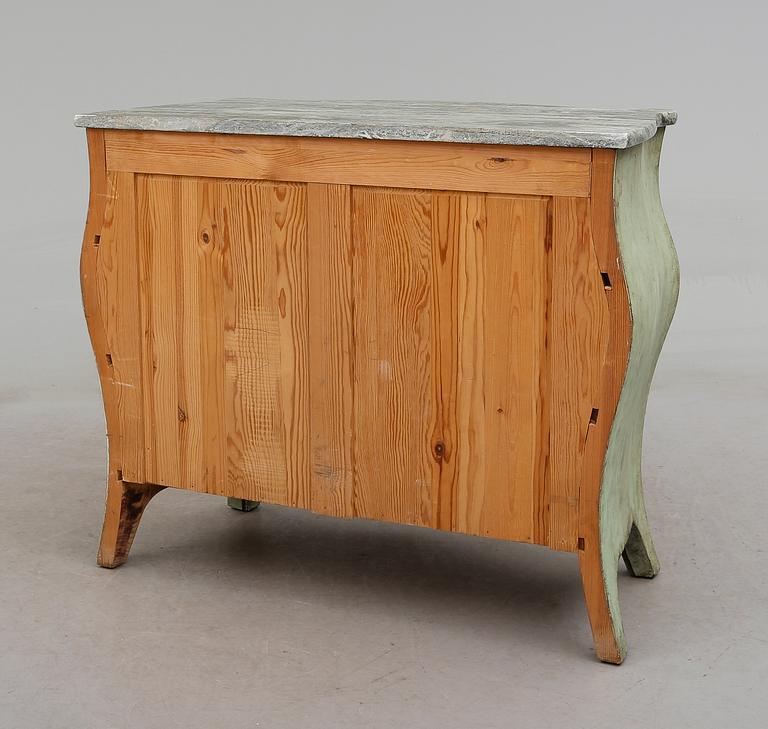 BYRÅ, rokokostil, 1900-talets första hälft.