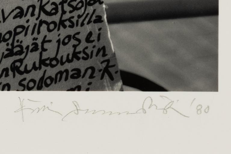 Pentti Sammallahti, "Helsinki, Finland, 1980".