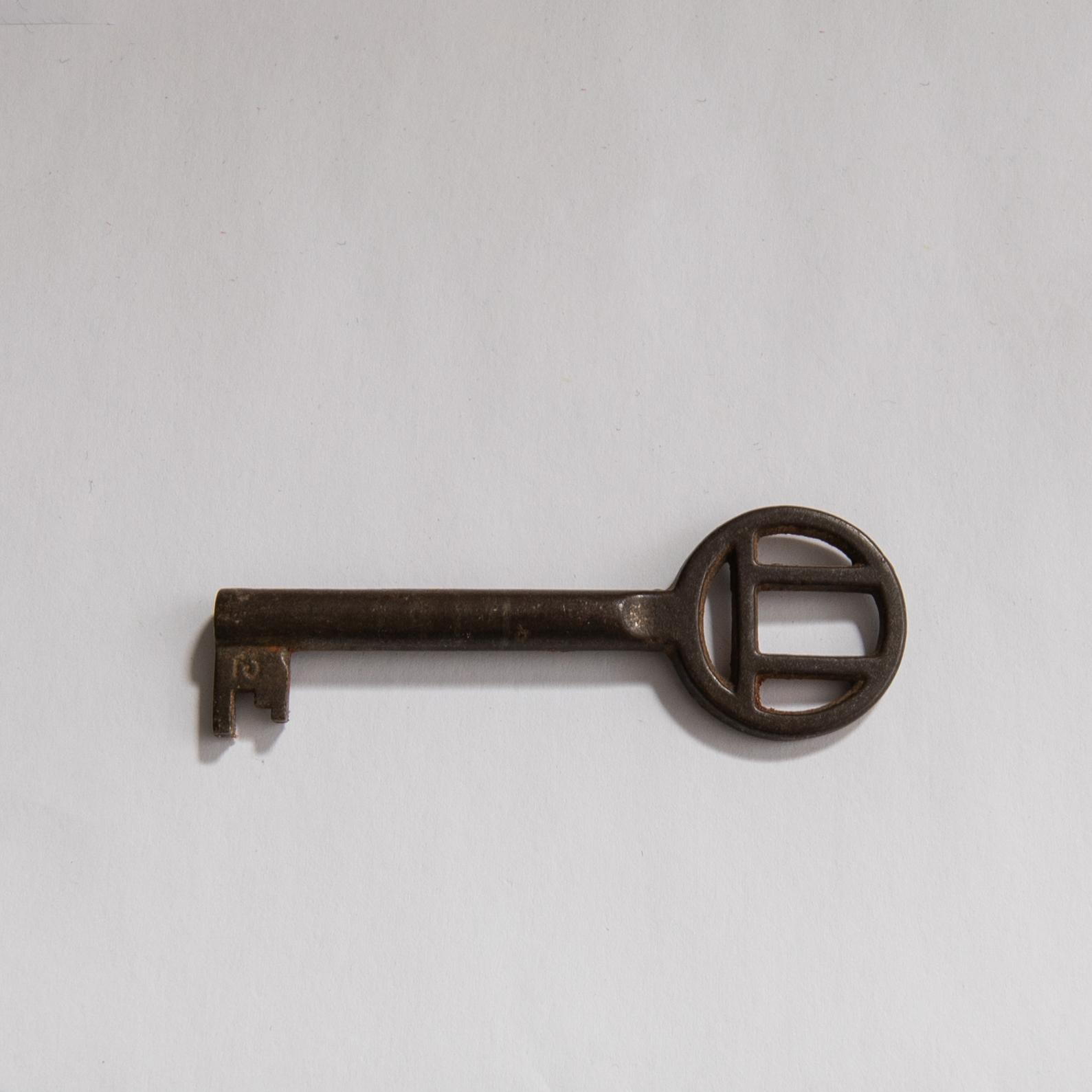 Bed cupboard, a pair, early 20th century.