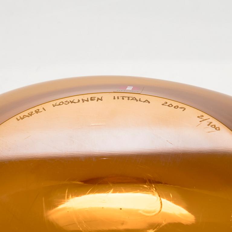 Harri Koskinen, glasskulptur, signerad Harri Koskinen Iittala 2009, numrerad 2/100.