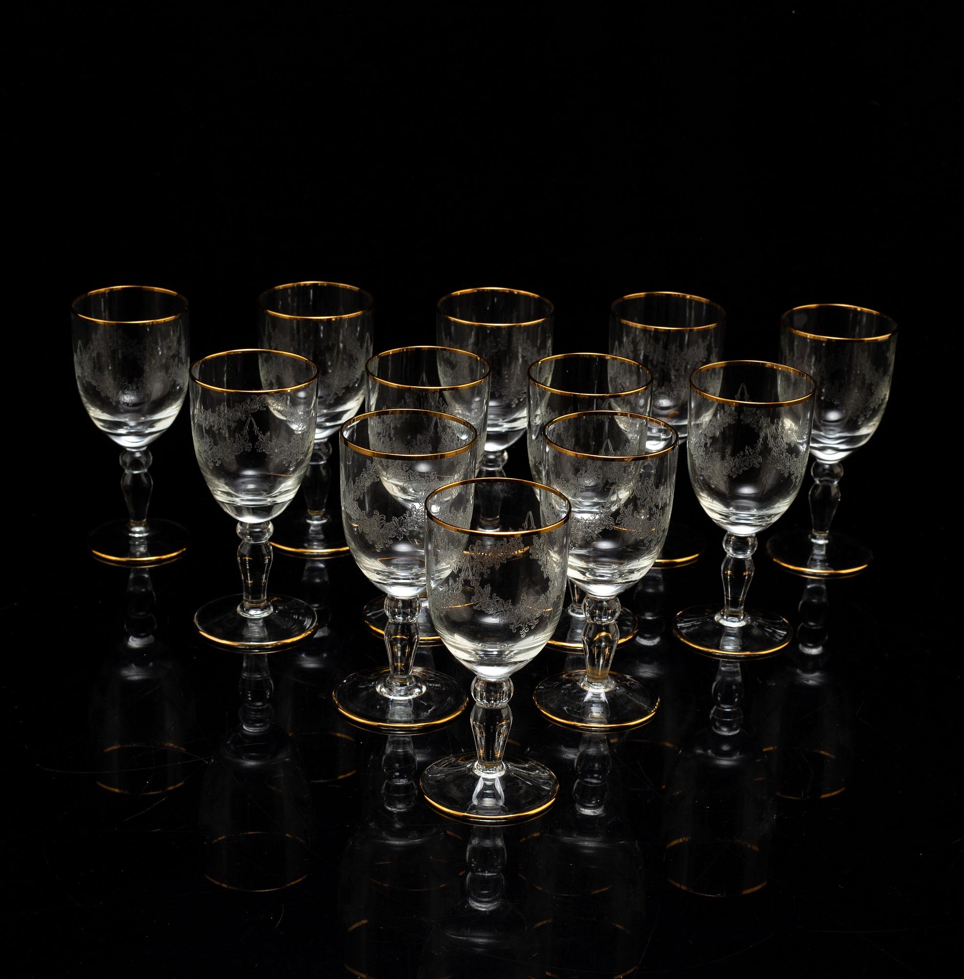 GLAS, 24 stycken, 1900-tal.