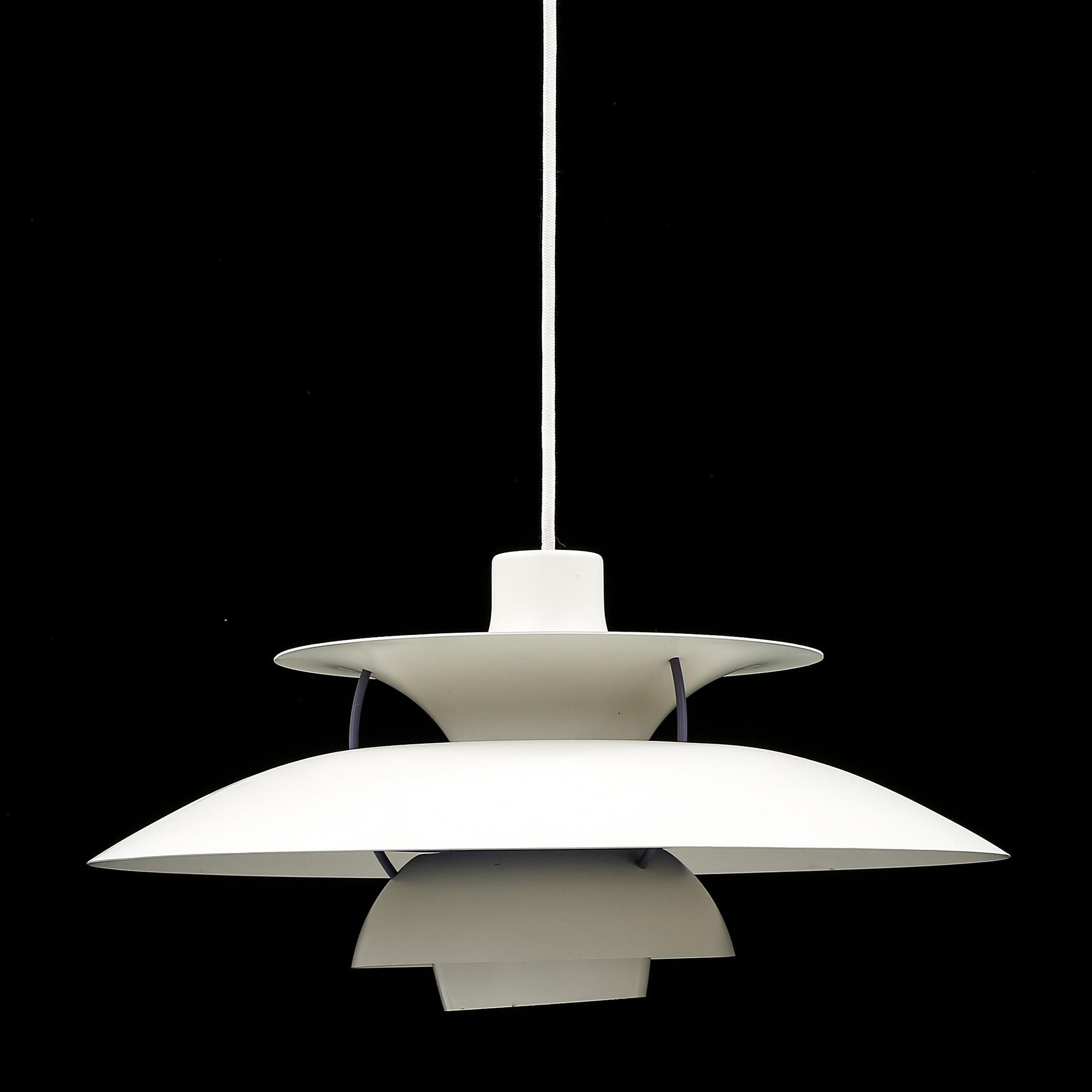 TAKLAMPA, PH-5, Poul Henningsen för Louis Poulsen.