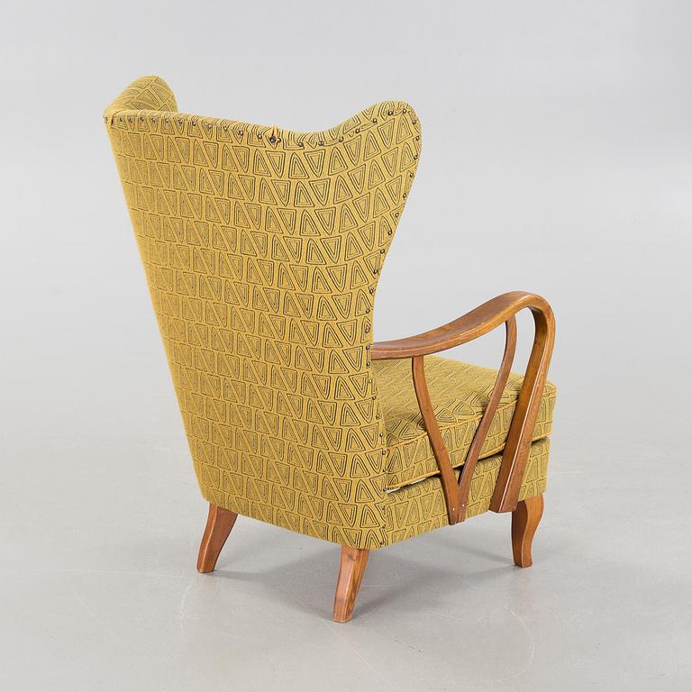 A mid 20th century armchair.
