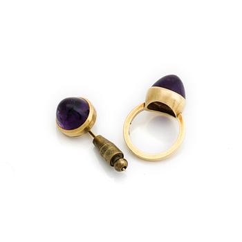 Wiwen Nilsson, an 18K gold ring and pin, with cabochon-cut amethyste, Lund, Sweden 1972-73.