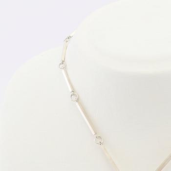 Wiwen Nilsson, collier sterling silver med trappslipade bergkristaller, Lund 1945.