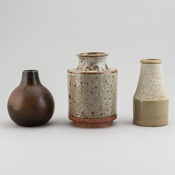 Three mid 20th century glazed stoneware vases, Marianne Westman, Carl-Harry Stålhane och Hertha Bengtsson, Rörstrand.