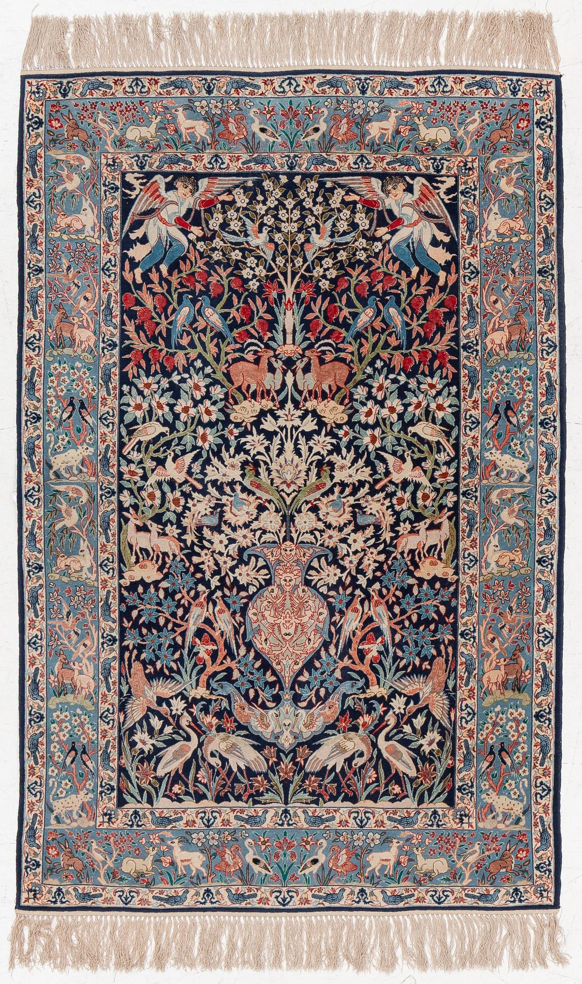 Carpet. Isfahan. figural, approx. 167 x 108 cm.