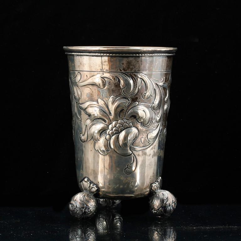 BÄGARE, silver, CG Hallberg, Stockholm, 1945. Vikt ca 400 gram.