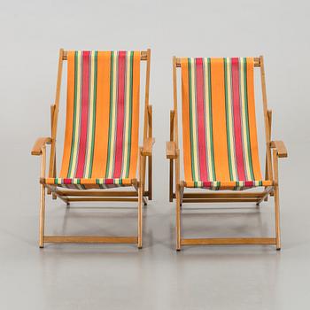 TWO BEACH CHAIRS.