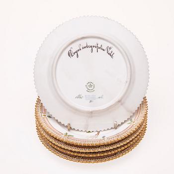 FAT, 5 st,  porslin, "Flora Danica", Royal Copenhagen, Danmark, 1982.