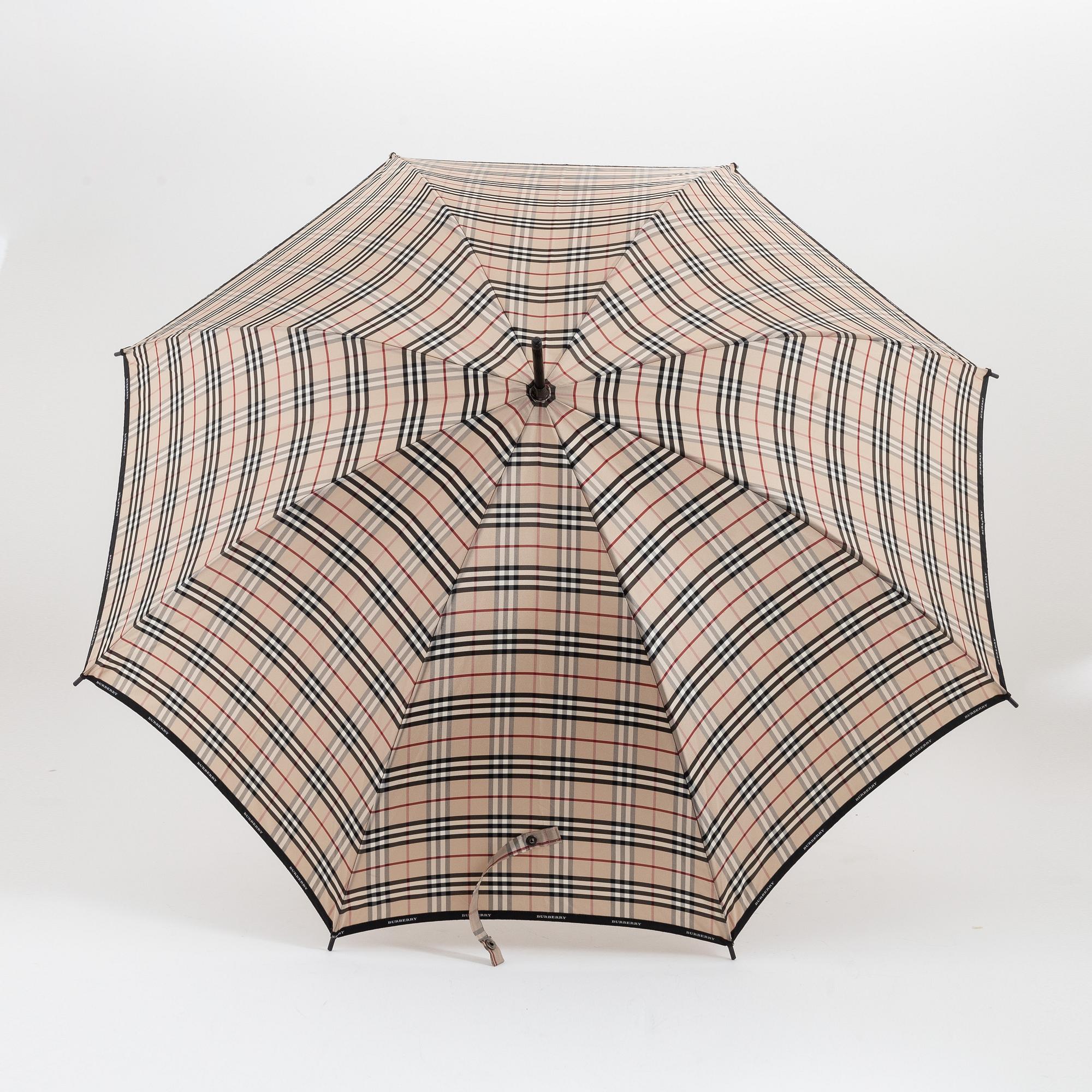Burberry, umbrella.