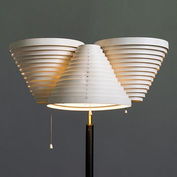 Alvar Aalto, golvlampa, modell A 809, Valaistustyö.