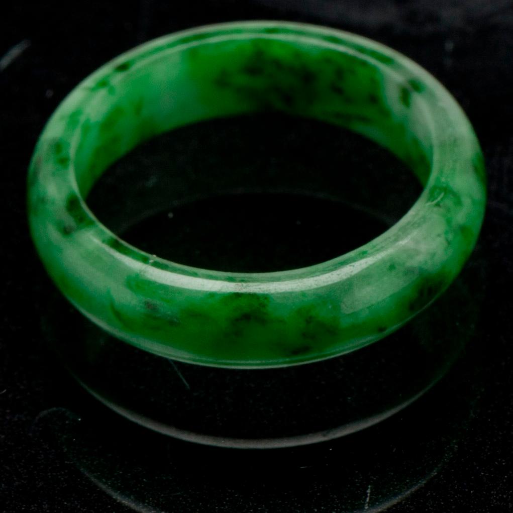 RING, jadeit, 1900-talets senare hälft.