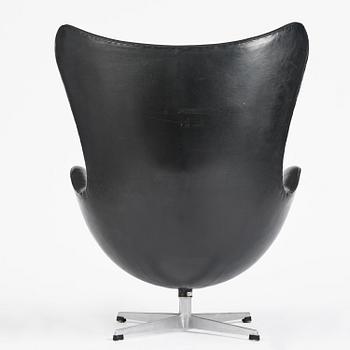 Arne Jacobsen, an "Egg" armchair, Fritz Hansen, Denmark, 1964.