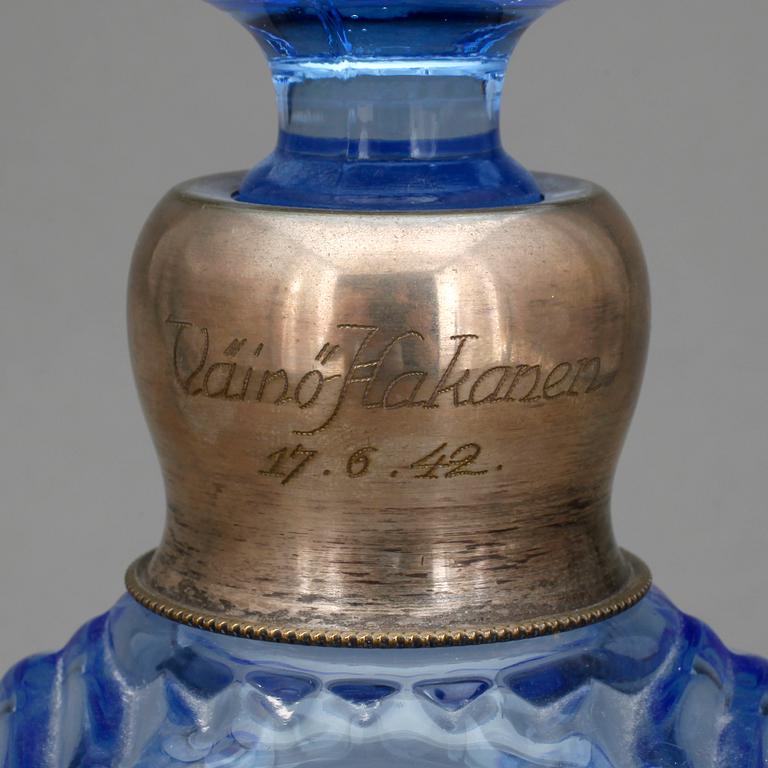 KARAFF, glas, 1900-talets första hälft.