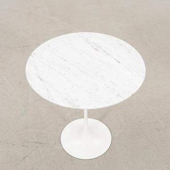 Eero Saarinen, sidobord, "Tulip", Knoll International sent 1900-tal/2000-tal.