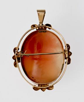 BROSCH, 18K guld och camé. 1948.