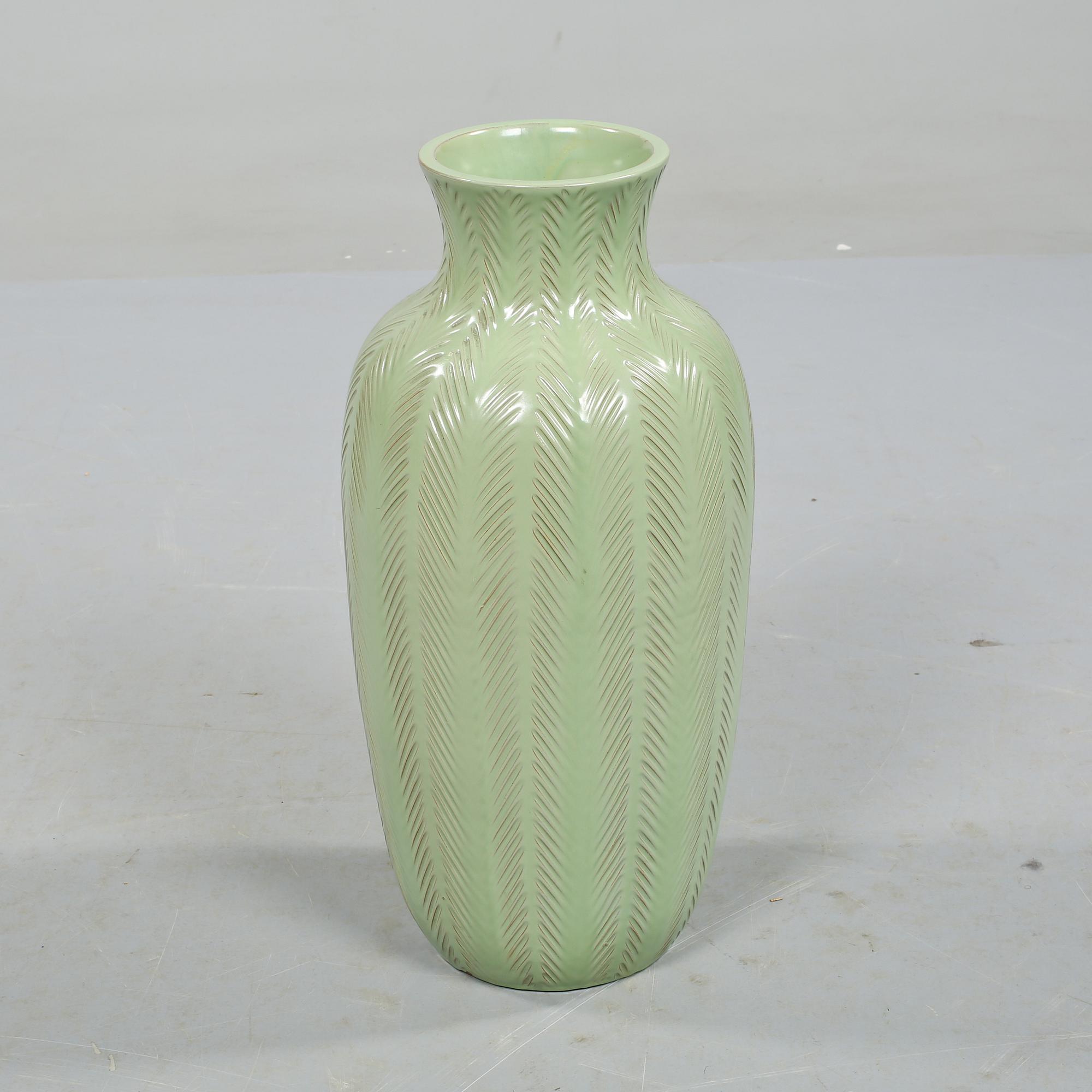 GOLVVAS, stengods, Anna-Lisa Thomson, Upsala-Ekeby, 1900-talets första hälft.