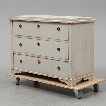 A chest of drawers from the mid 19th century.