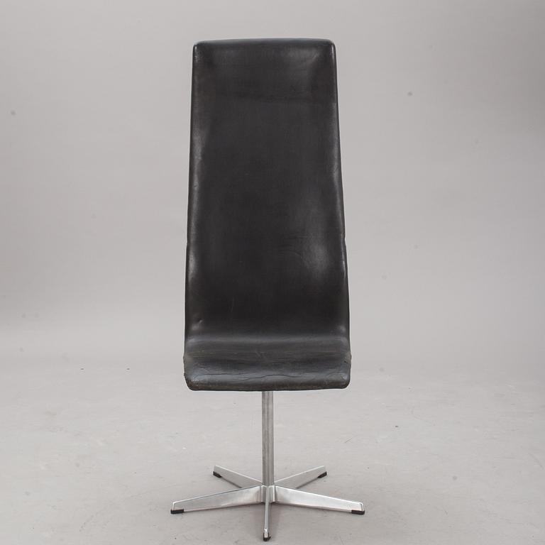 STOL, "Oxford", Arne Jacobsen, Fritz Hansen, etikettmärkt.