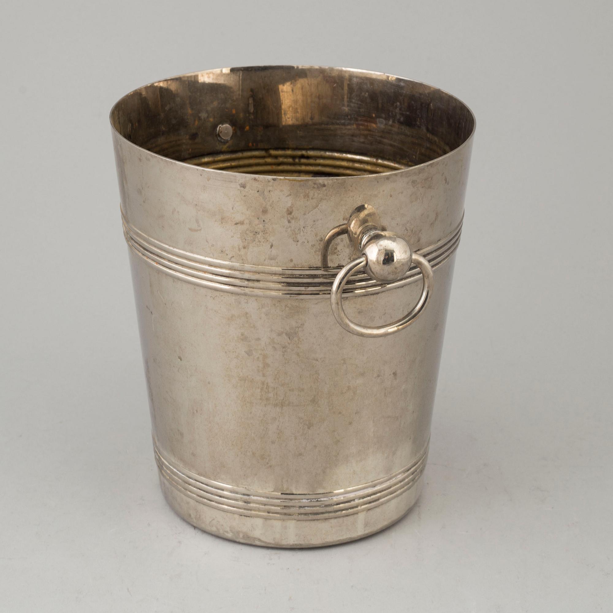 A 20th century champagne cooler.