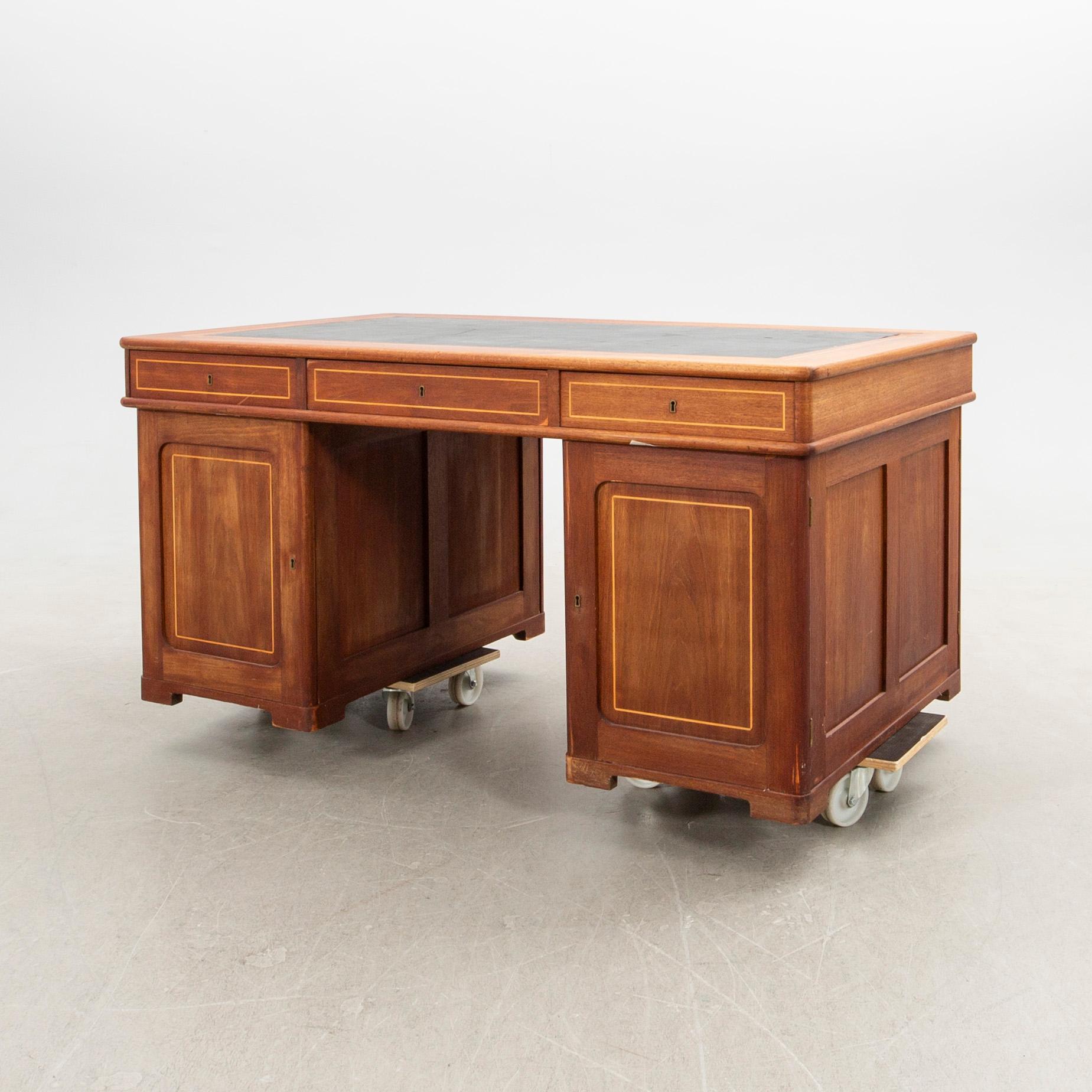 Desk, so-called Partners desk, double-sided, early 20th century.