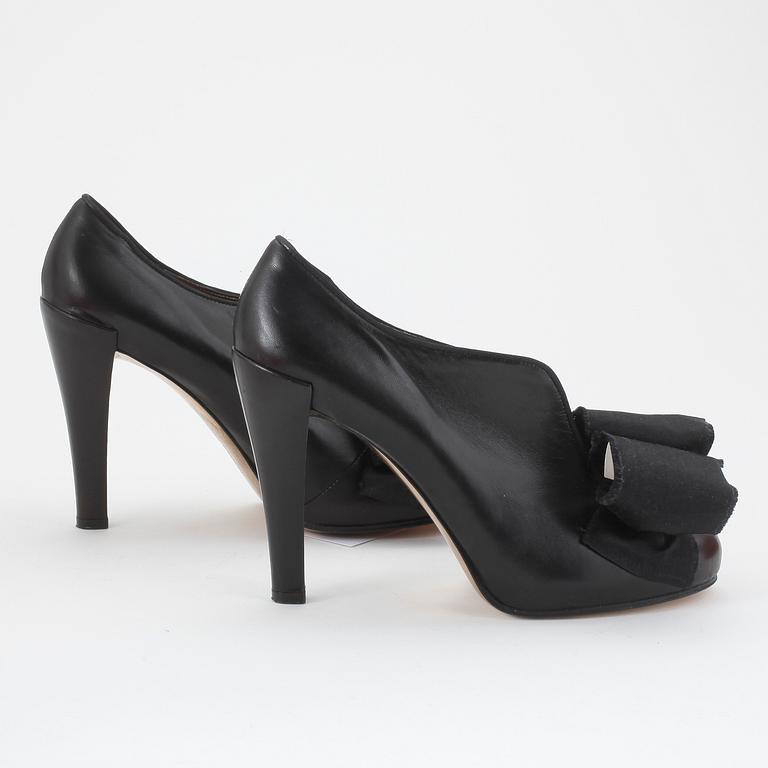 SKOR, Christian LaCroix.