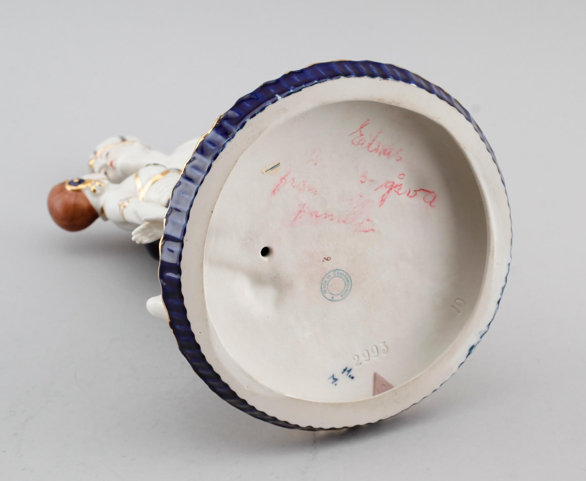 FIGURIN, porslin, Royal Dux, 1900-talets mitt.