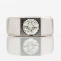 Ring in 18K white gold with an old-cut diamond 0.91 ct.